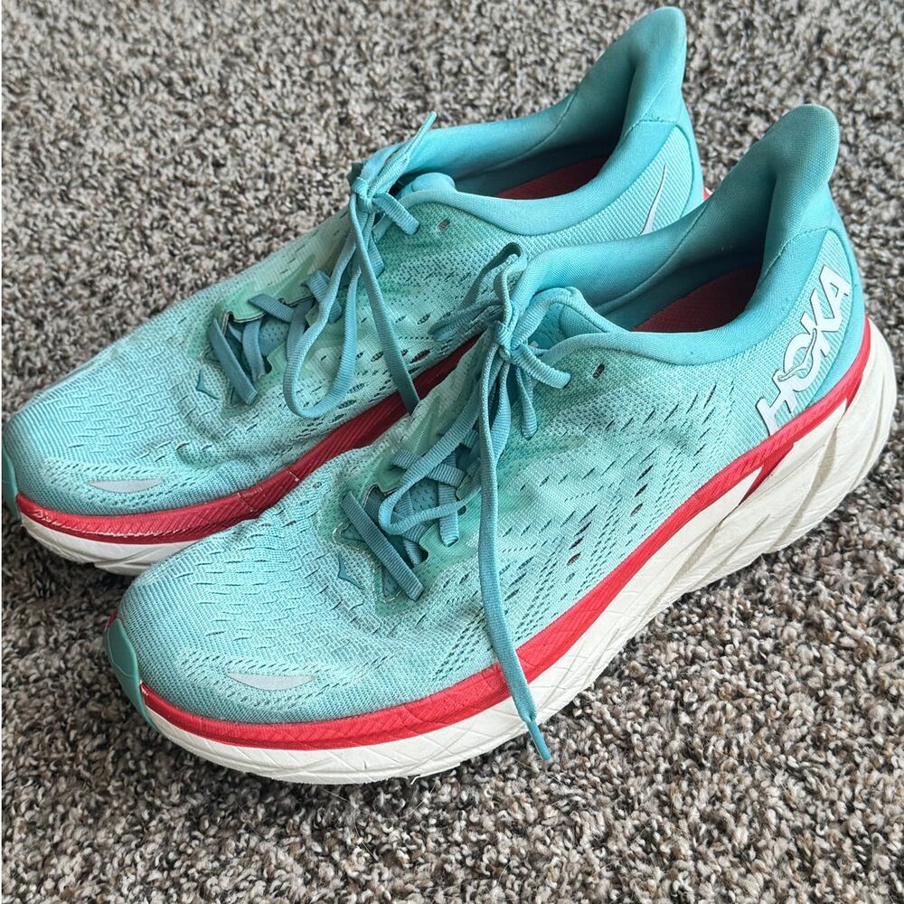 HOKA ONE ONE Clifton 8 Women’s Running Shoes – Size 10B